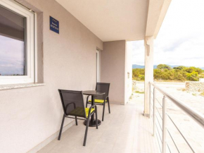 Charming Apartment in Novalja near Seabeach